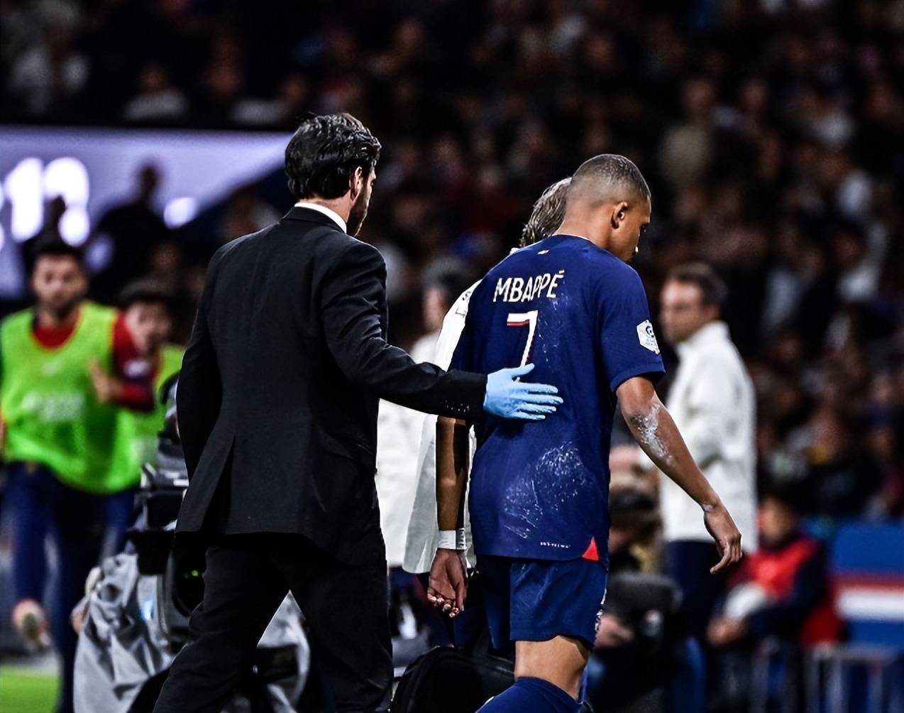 Leyu sports-包含Karsa焦点对战，姆巴佩与90激战拜仁分钟，表现优异胜负难料！比赛高潮迭起的词条-Leyu sports